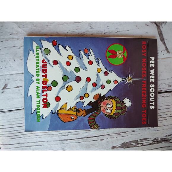 Pee Wee Scout Rosey Noses Freezing Toes And Tricks Or Treats Paper Back Books - Picture 6 of 12